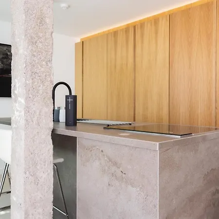 Remote Workers Paradise@the Atlantic Willa Candelaria