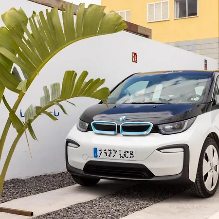 Remote Workers Paradise@the Atlantic Willa Candelaria